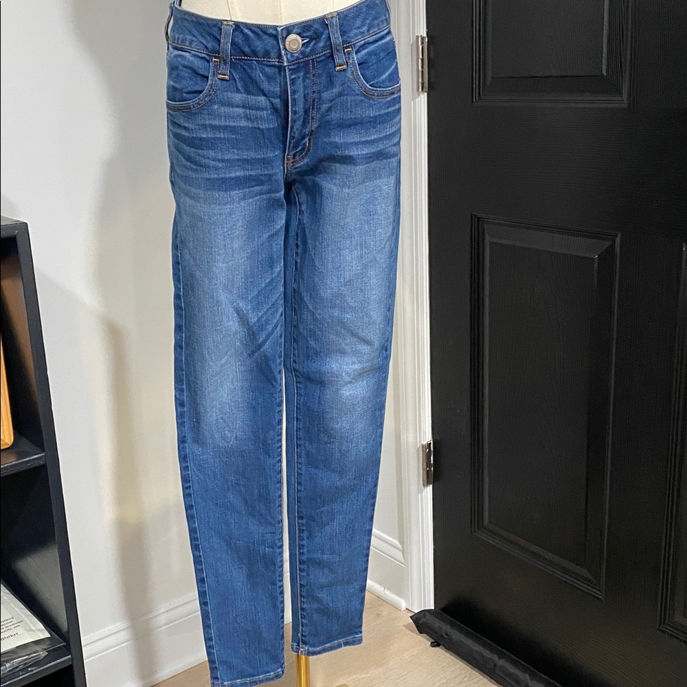 American Eagle Blue Jeans